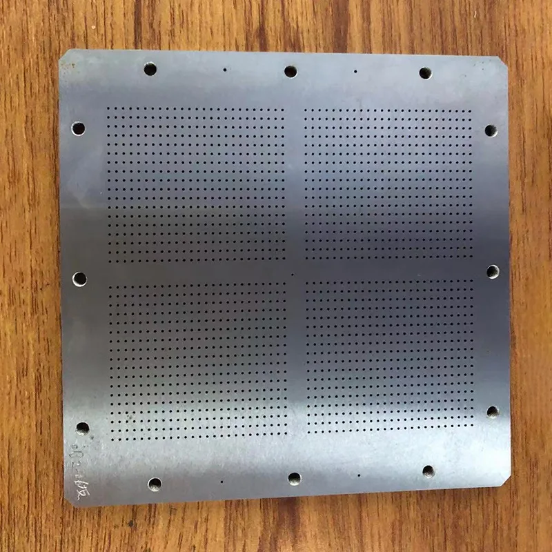 미세 다공성 금속 가공 부품