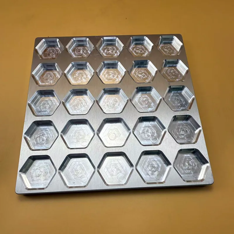 CNC 고정 트레이